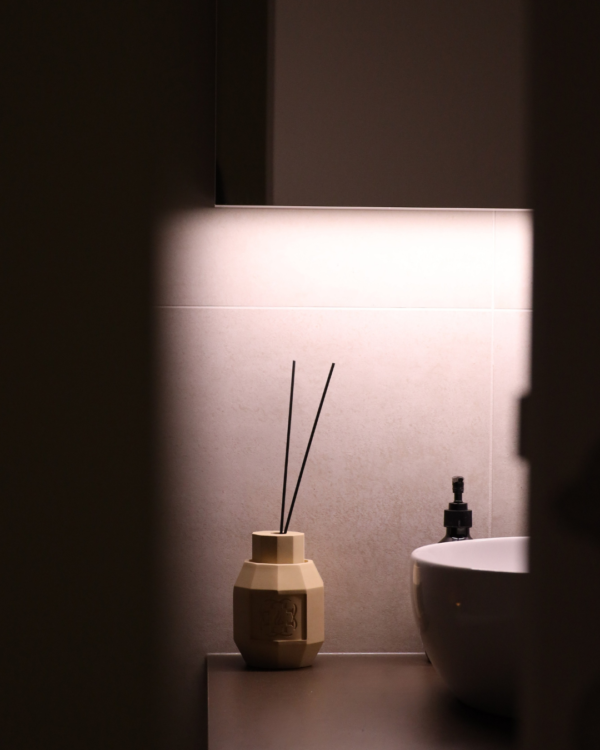 Sandstone Fragrance Diffuser | Voile de Fleurs