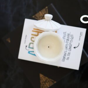 marble stone scented candle. jasmine, orange leaves, apricot fragrance scented candles. handmade in Bordeaux. Design scented objects created by Flamme delixir