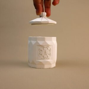 marble stone scented candle. jasmine, orange leaves, apricot fragrance scented candles. handmade in Bordeaux. Design scented objects created by Flamme delixir