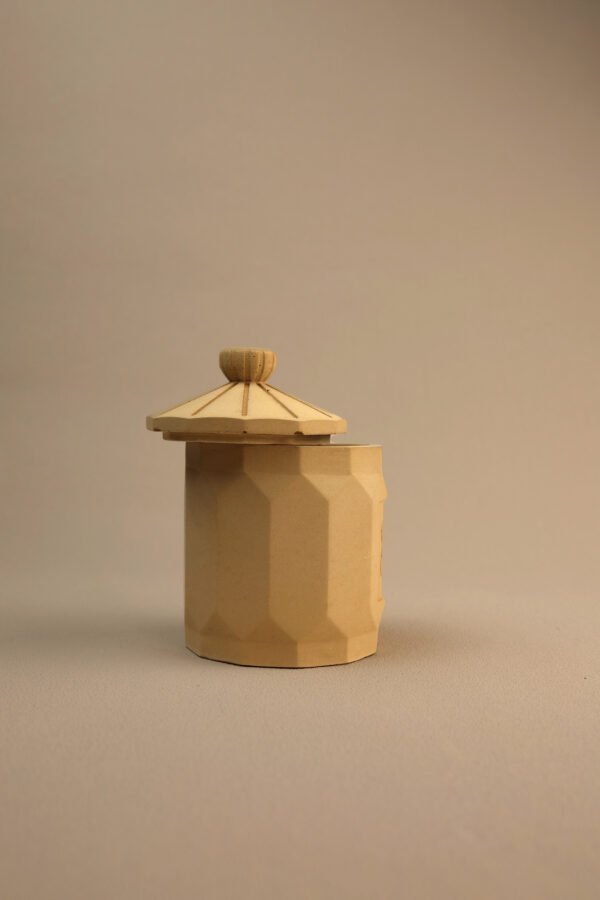 scented candle .patchouli, iris, sandalwood fragrance diffuser. Design scented objects created by Flamme delixir