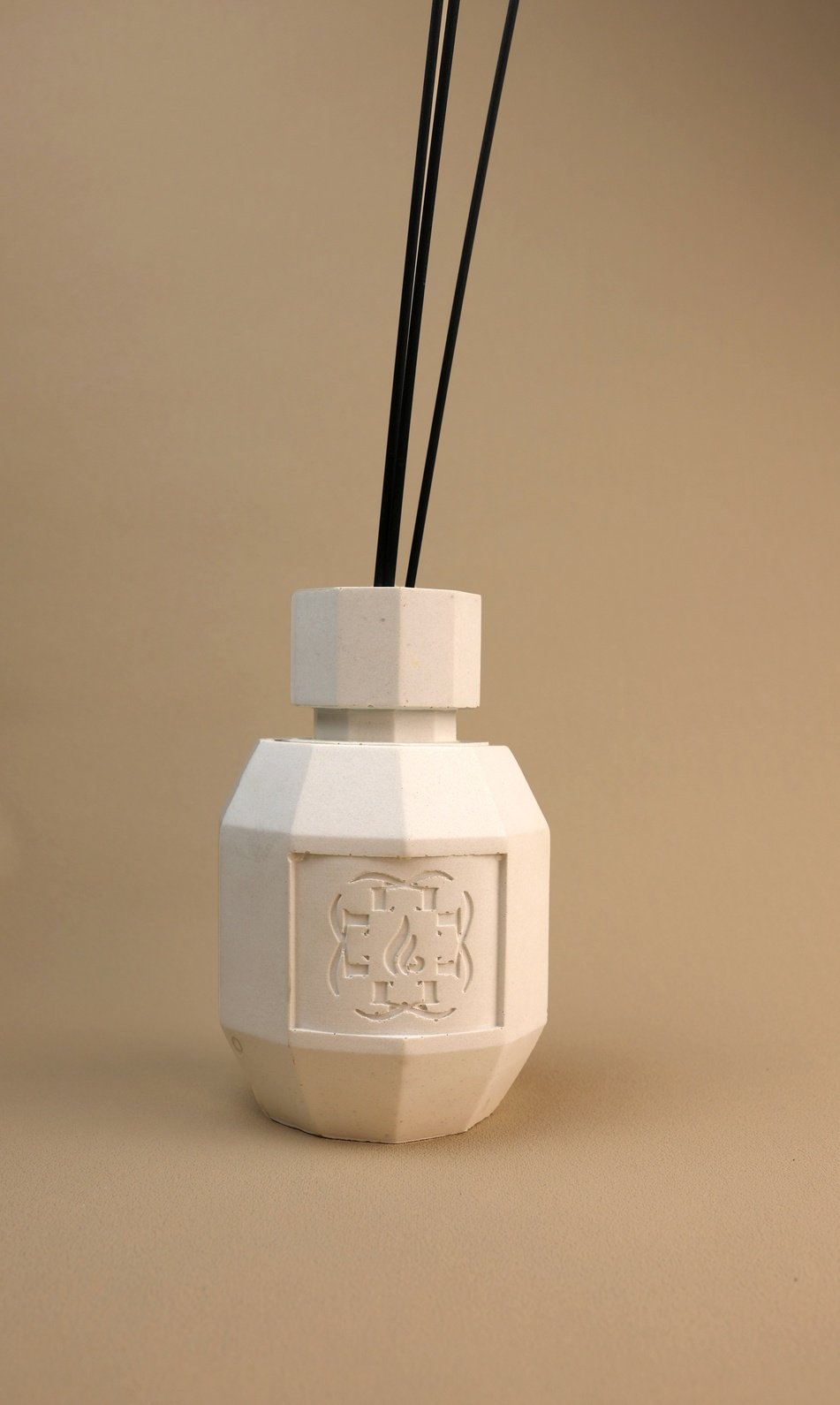 Marble stone fragrance diffuser.patchouli, iris, sandalwood fragrance diffuser. Design scented objects created by Flamme delixir