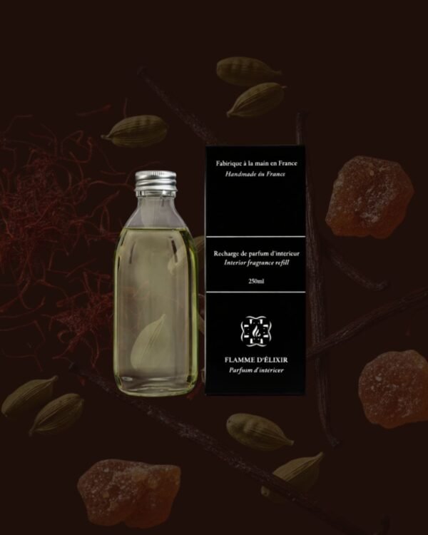 diffusers refills with cardamome, amber vanilla, saffron. Crafted in Bordeaux fragrance refill Flamme delixir creation.