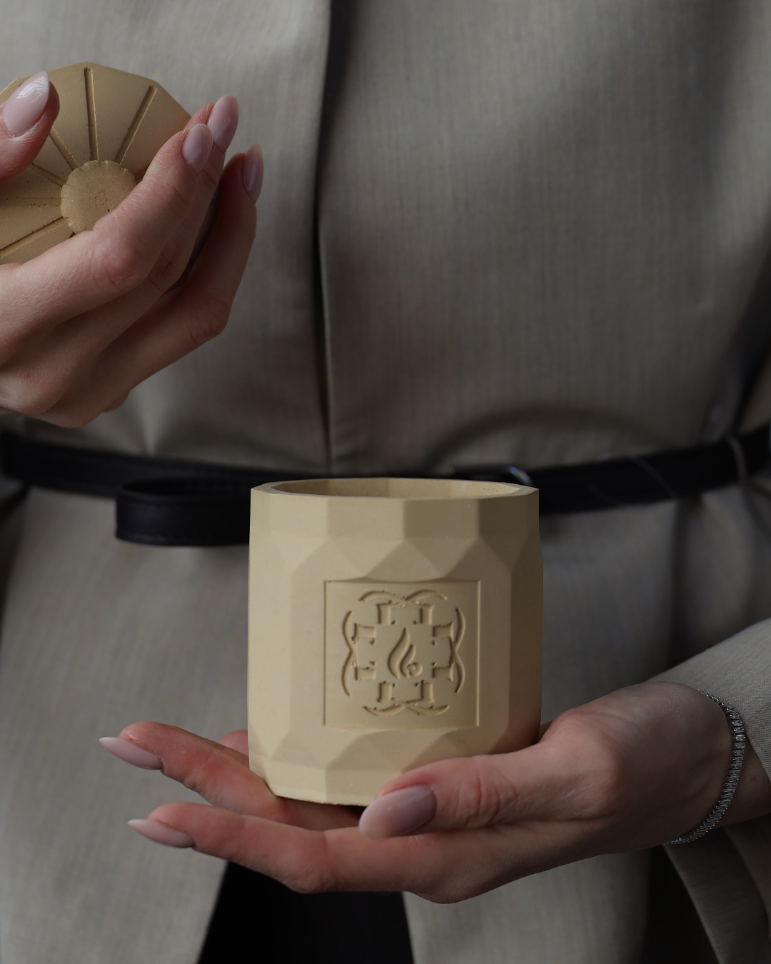 Idées cadeaux : les objets parfumés luxe pour les amoureux de décoration